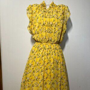 Yellow Floral Maxi Dress by Melloday – Smocked Neck, Tiered, Size S